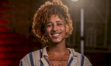 Matheus Poeta lança EP “Encantos do Poeta” com releituras do brega e músicas autorais