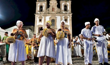 Final de semana será marcado por Blocos líricos, afoxés, cultura popular, frevo no pé e maracatu