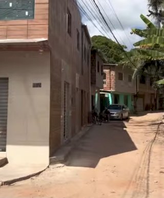 Em Recife: Moradores enfrentam problemas de água e saneamento básica devido à má infraestrutura em rua nova no Sítio dos Pintos